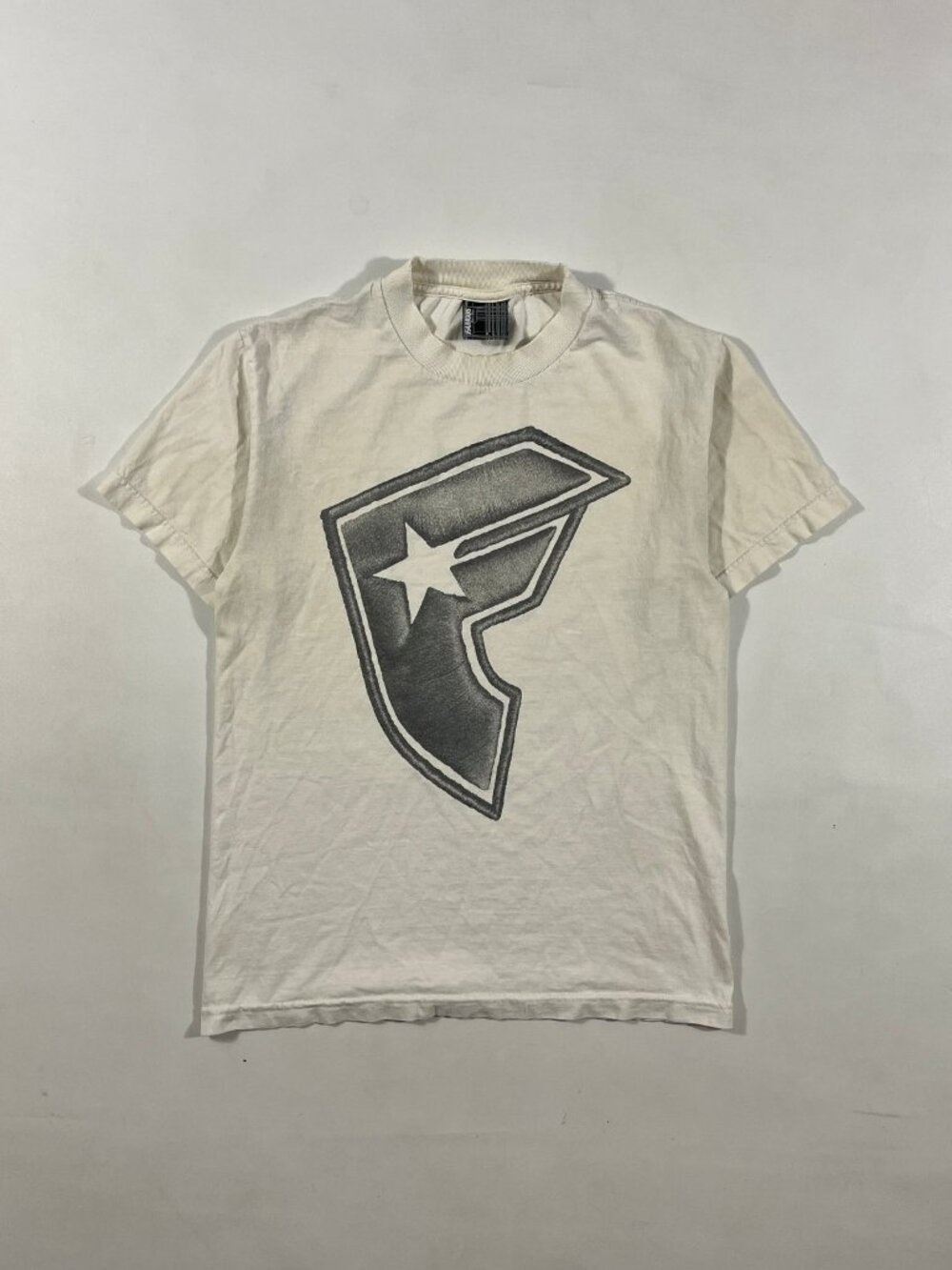 Vintage Y2K Famous Stars and Straps Big Logo Cream Skate Tee S